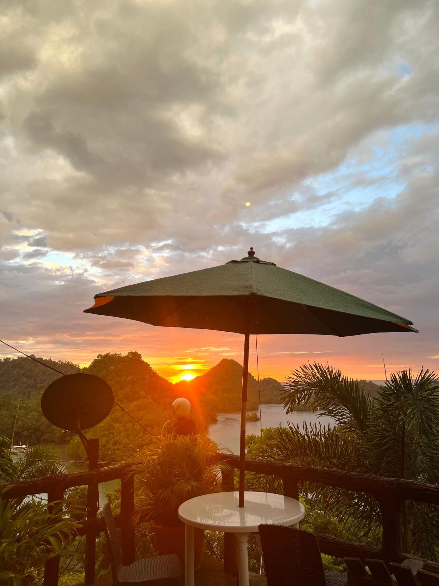 C View Resort Sipalay Extérieur photo