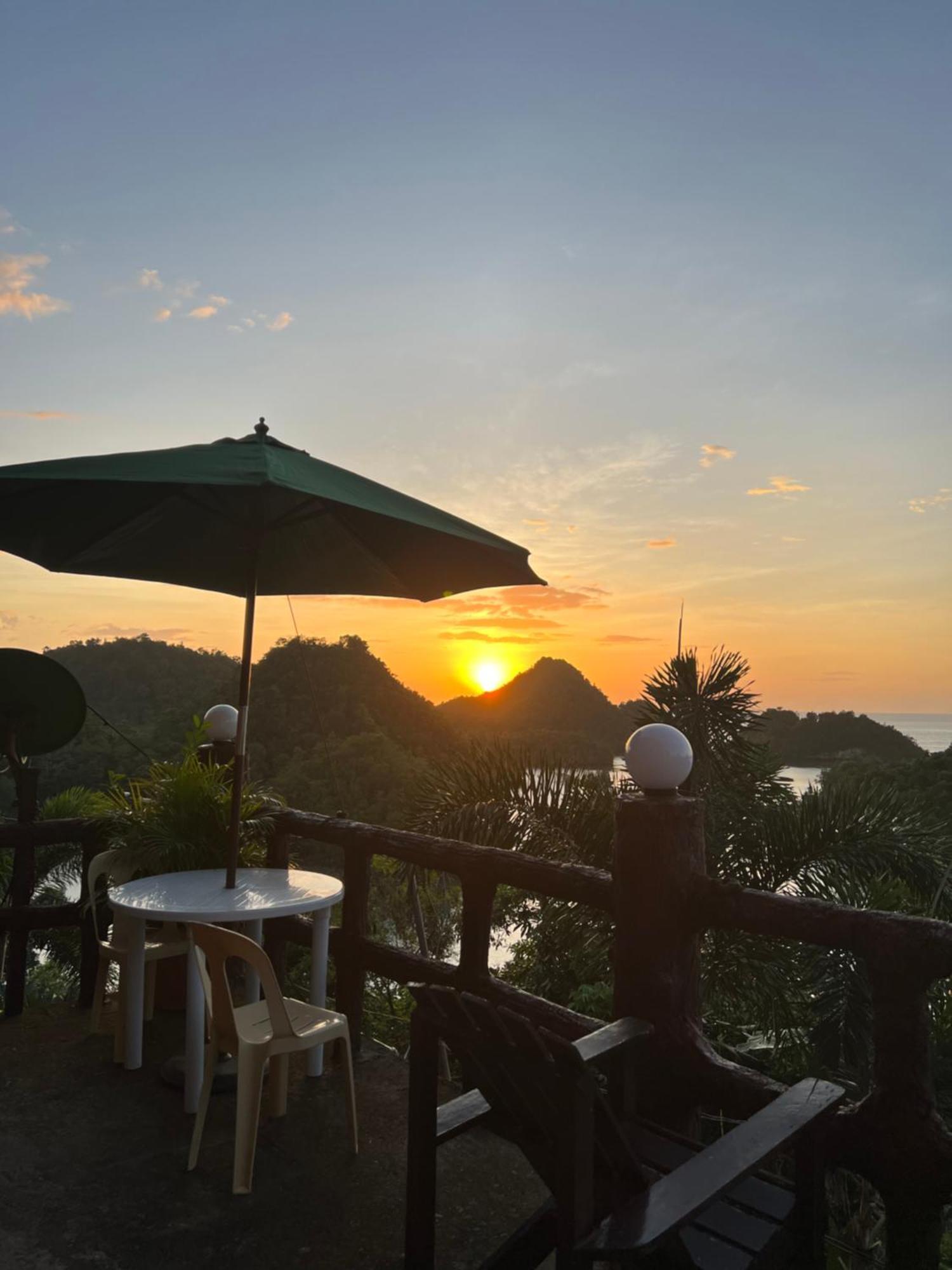 C View Resort Sipalay Extérieur photo